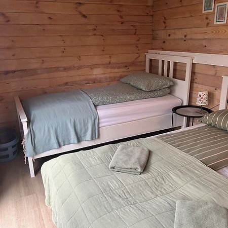 The Little Guesthouse Downtown - Keflavik Airport Экстерьер фото