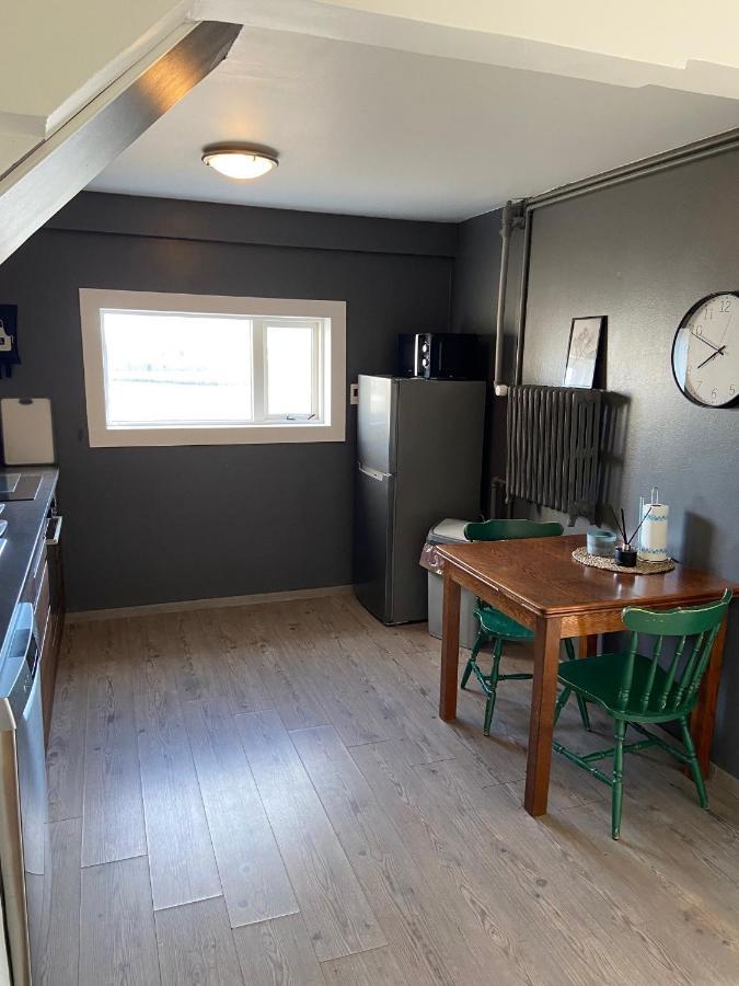 The Little Guesthouse Downtown - Keflavik Airport Экстерьер фото