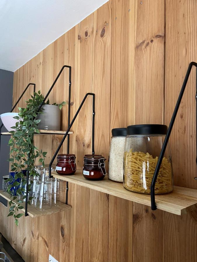 The Little Guesthouse Downtown - Keflavik Airport Экстерьер фото